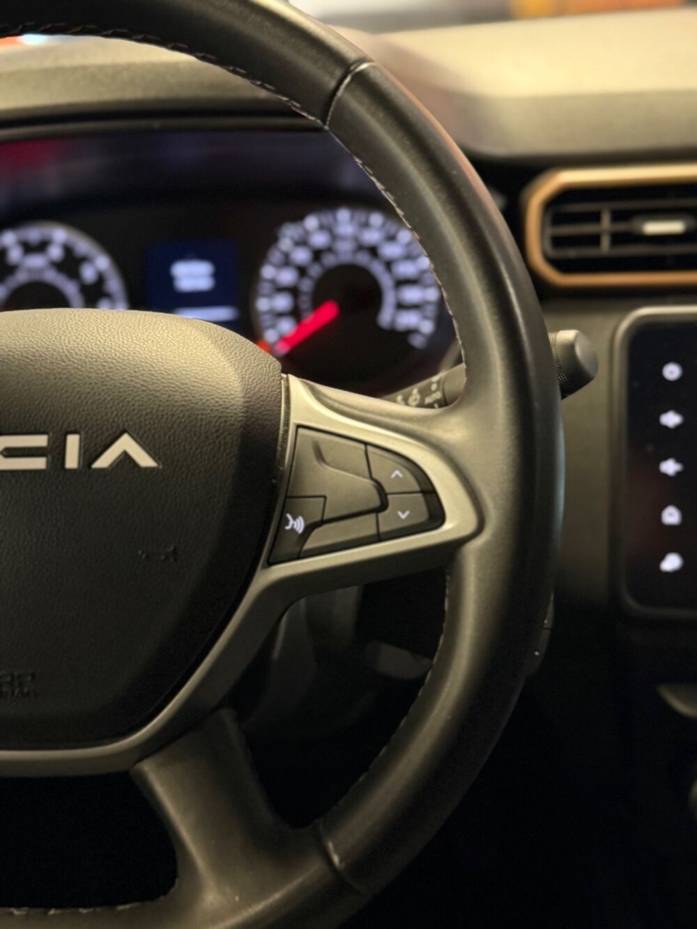 Duster 1.5 BLUEDCI 115 EXTREME 4X4 // ATTELAGE // APPLE CARPLAY // 2024 occasion 44300 Nantes