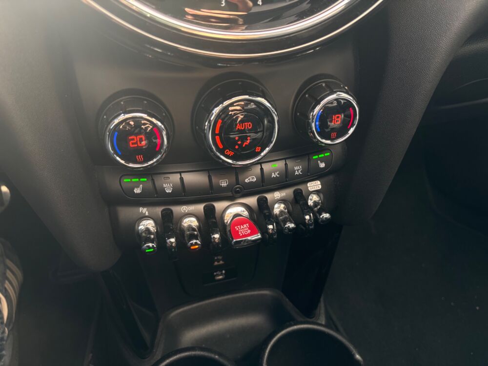 Cooper 2.0 178CH COOPER S - FINITION JOHN COOPER WORKS - SI&Egrave;GES CHA 2021 occasion 57600 Forbach