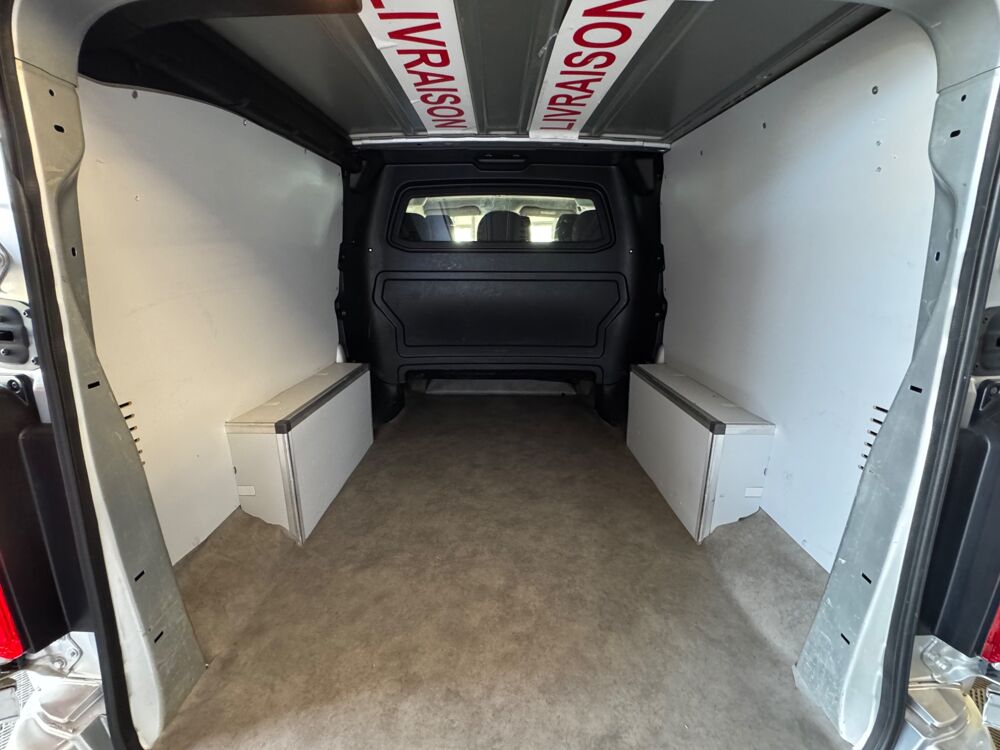 Expert COMBI 2.0 BLUEHDI - L2 - 150Ch - 6 PLACES - DISTRIBUTION OK- 2017 occasion 79000 Niort
