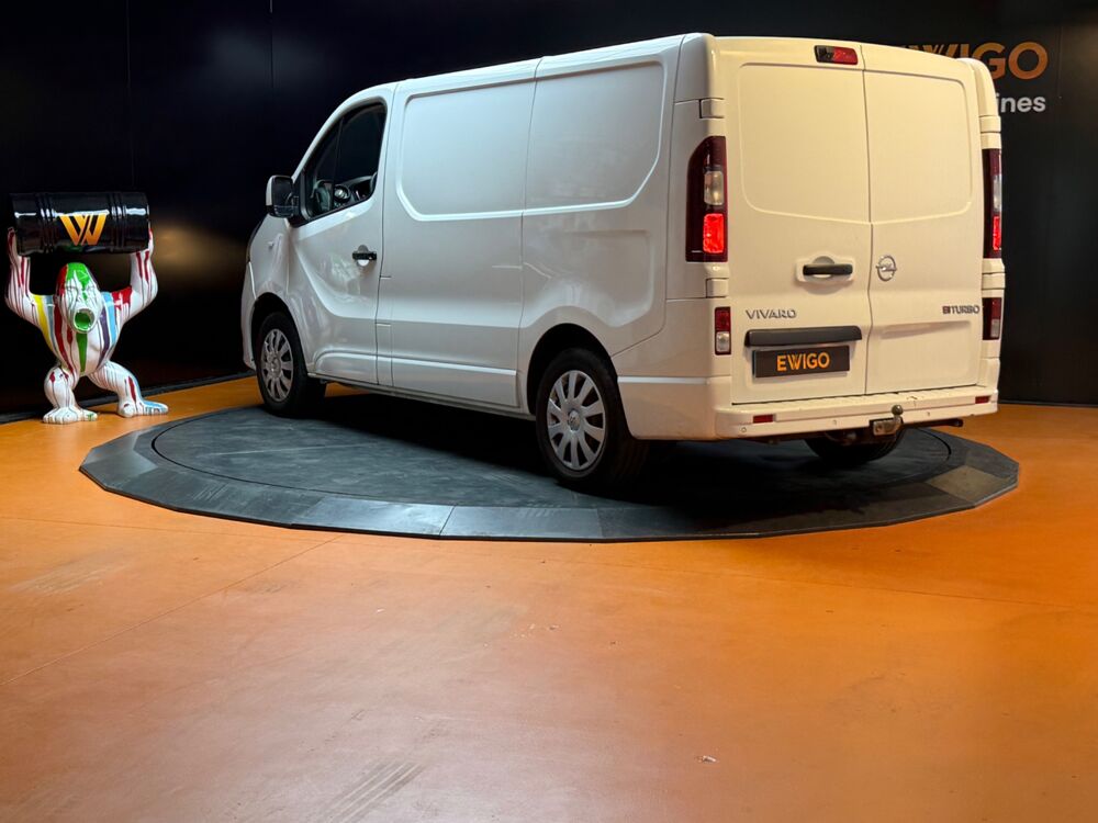 Vivaro FOURGON 1.6 CDTI BI-TURBO 125 L1H1 ECOFLEX PACK PLUS CLIM S 2017 occasion 33320 Eysines