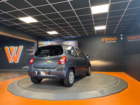 Twingo 1.2 75 AUTHENTIQUE/DISTRIBUTION NEUVE & ENTRETIEN OK/ FAIBLE 2009 occasion 44300 Nantes
