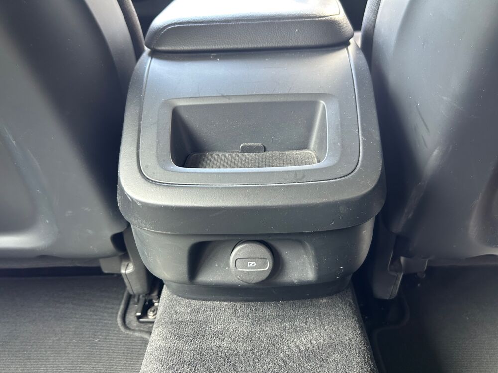V60 2.0L D3 150ch BUSINESS GEARTRONIC + APPLE CARPLAY / CAMERA D 2020 occasion 38420 Le Versoud