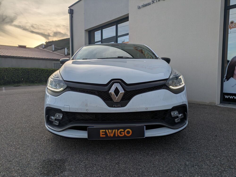 Clio 4 RS Trophy 1.6 Turbo 220 ch / Cam&eacute;ra / Akrapovic / Cuir / R 2017 occasion 69420 Ampuis