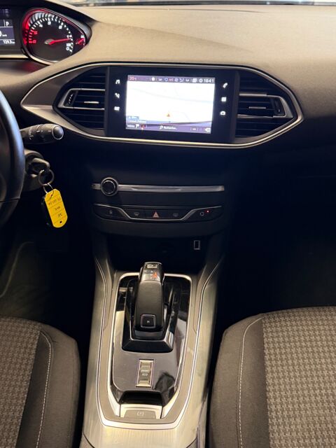 308 GENERATION-II 1.5 BLUEHDI 130 Ch ACTIVE BUSINESS EAT BVA CAR 2019 occasion 24750 Tr&eacute;lissac