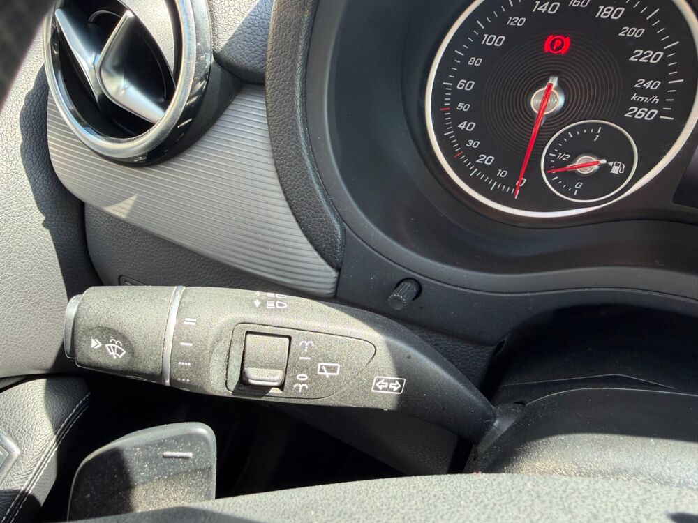 Classe B 1.5 180 CDI 110CH INSPIRATION 7G-TRONIC BVA - INTERIEUR CUIR 2017 occasion 13700 Marignane