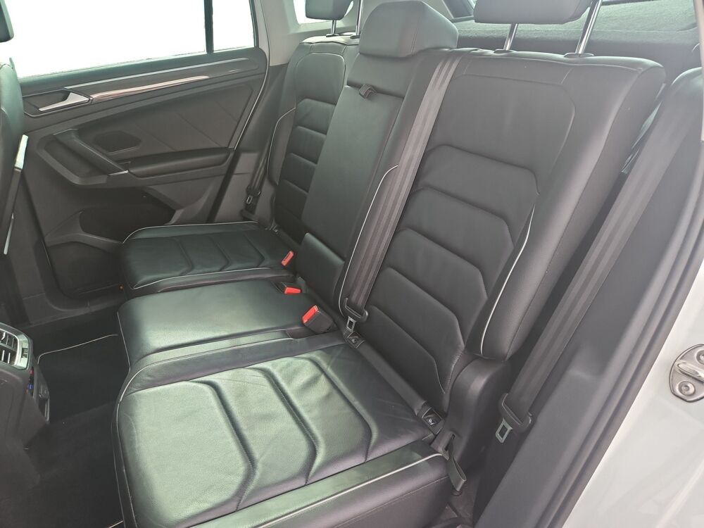 Tiguan 2.0 TDI 150 BLACK R-LINE 4MOTION DSG BVA 2017 occasion 38590 Saint-&Eacute;tienne-de-Saint-Geoirs