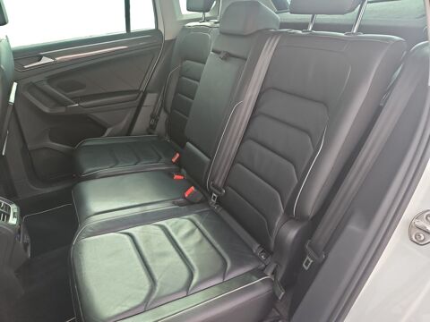 Tiguan 2.0 TDI 150 BLACK R-LINE 4MOTION DSG BVA 2017 occasion 38590 Saint-&Eacute;tienne-de-Saint-Geoirs
