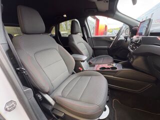 Kuga 2.5 DURATEC 225ch 150 HYBRID PHEV 14.4KWH ST-LINE 4X2 BVA / 2021 occasion 76150 Saint-Jean-du-Cardonnay