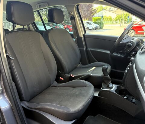 Clio III PHASE 2 – 5 PORTES – 1.2 TCE 16V ECO2 100 ch – TOMTOM 2010 occasion 77700 Serris