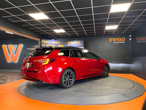 Corolla TOURING SPORTS 2.0 180H 155 HYBRID COLLECTION BVA // TOIT OU 2022 occasion 44300 Nantes