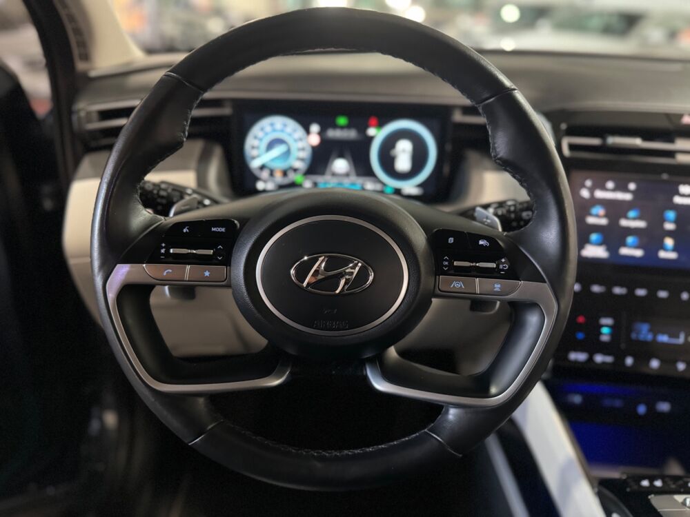Tucson 1.6 T-GDI BVA6 230 CH HYBRIDE EXECUTIVE / GARANTIE HYUNDAI / 2023 occasion 29000 Quimper