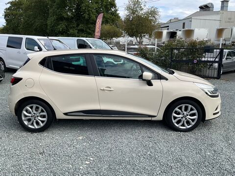 Clio 1.2 TCE 120 INTENS EDC / Premi&egrave;re main / Entretien complet / 2017 occasion 17000 La Rochelle