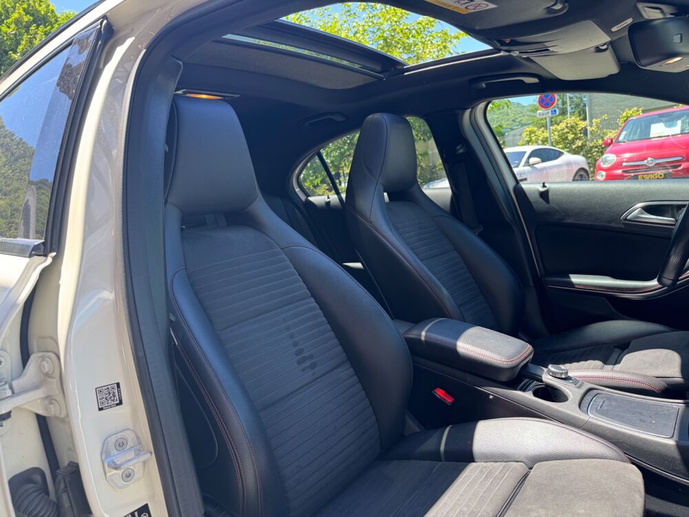 Classe A 1.5L 180D 110ch FASCINATION PACK AMG / TOIT OUVRANT PANORAMI 2017 occasion 38420 Le Versoud