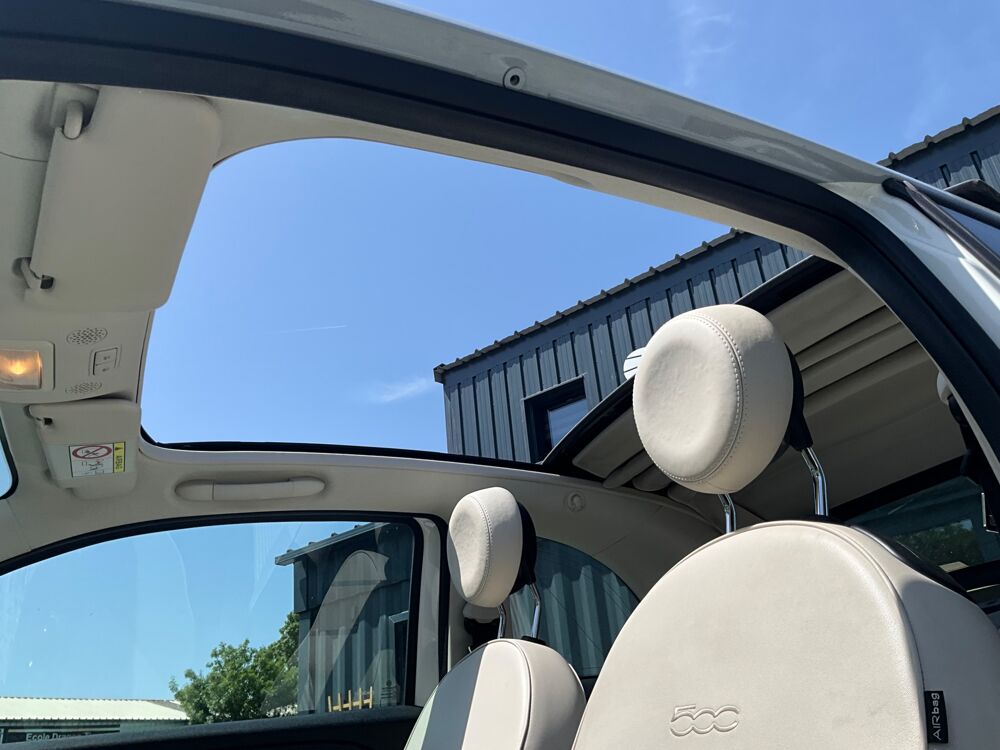 500 CABRIOLET 0.9 TWINAIR 105CH COLLEZIONE / AIDE AU STATIONEMEN 2018 occasion 17000 La Rochelle