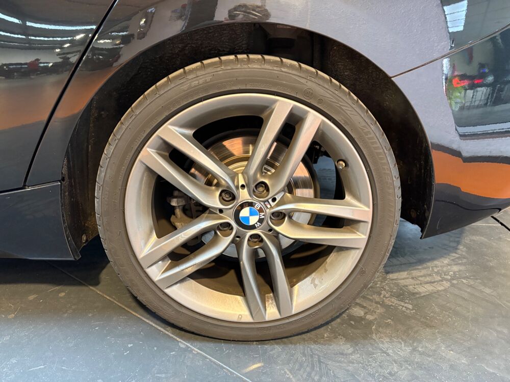S&eacute;rie 1 2.0 120D 190CH M SPORT ULTIMATE // ENTRETIEN &Agrave; JOUR // CAM&Eacute; 2019 occasion 33320 Eysines