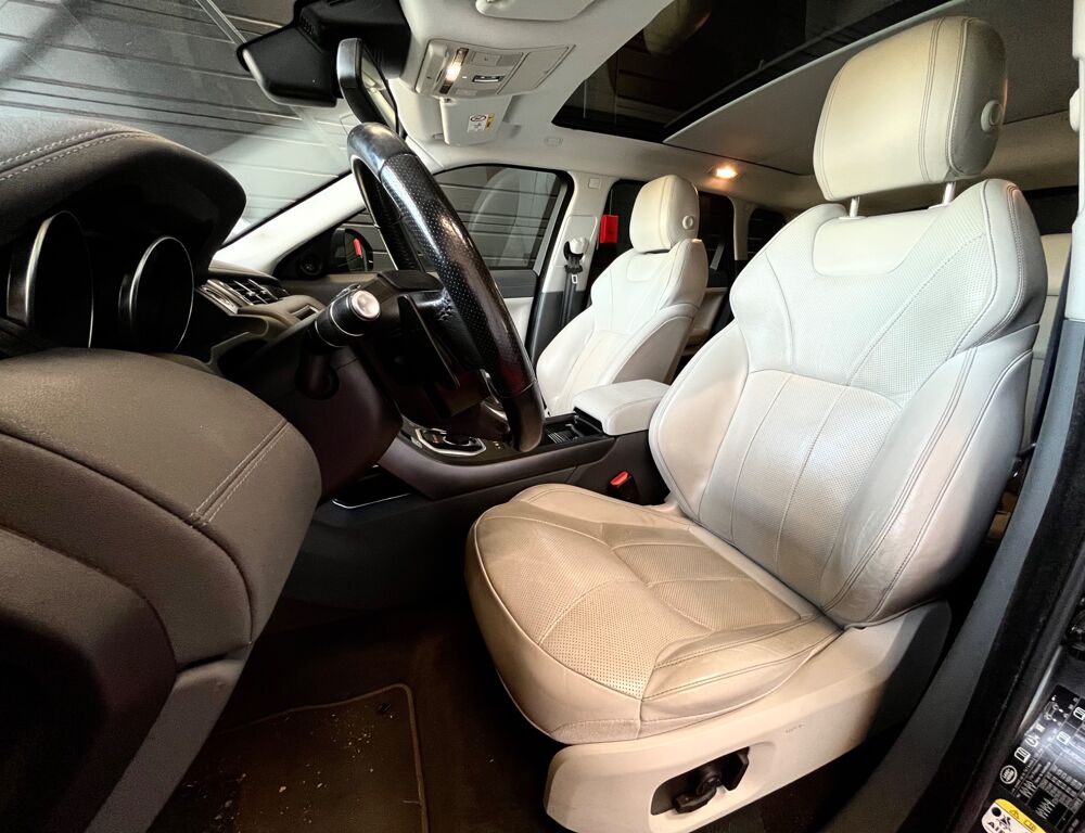 Range Rover Evoque 2.0D HSE 180CH 4WD BVA/ TOIT PANO/ MERIDIAN/ SIEGES CHAUFFAN 2018 occasion 33260 La Teste-de-Buch