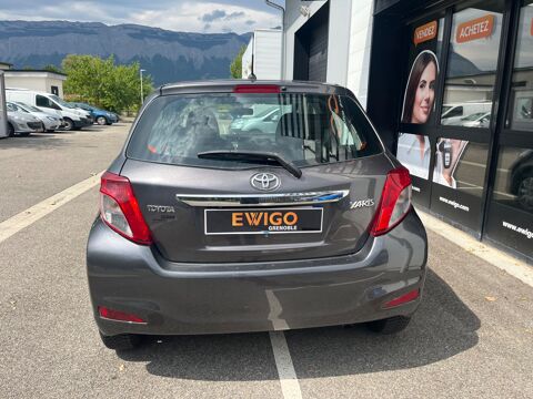 Yaris 1.4L D4D 90ch + CAMERA DE RECUL / GPS / CLIM 2012 occasion 38420 Le Versoud