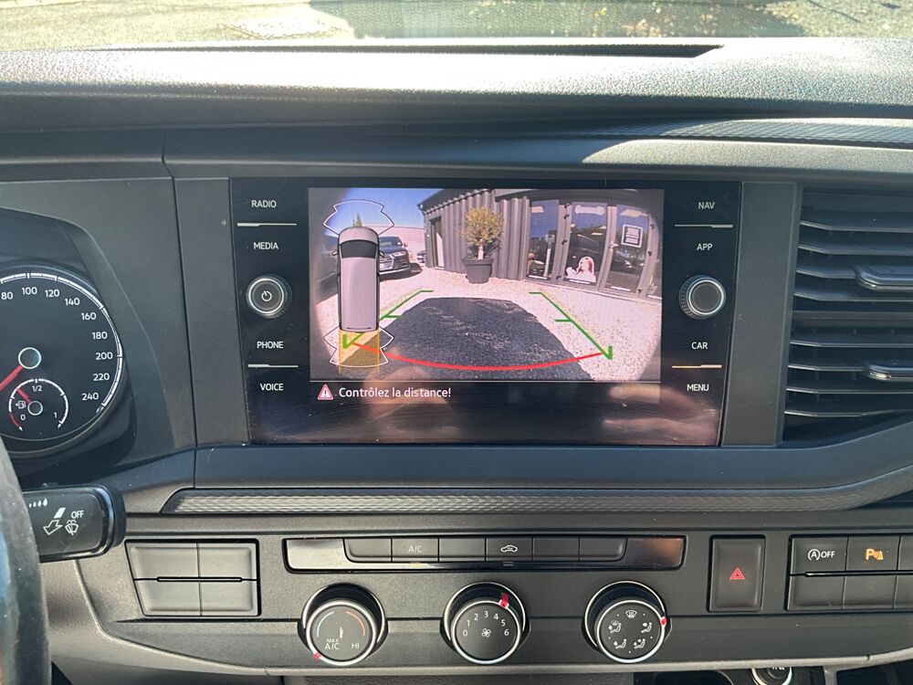 Transporter FOURGON T6 2.0 TDI 150 ch / ENTRETIENS VW / CAMERA DE RECUL 2021 occasion 17000 La Rochelle