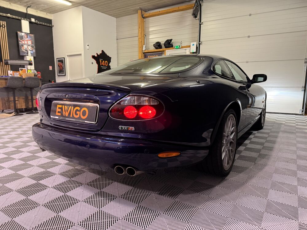 XKR COUPE 4.2 395CH S SUPERCHARGED BVA SPIRIT OF LEGEND/ 1ERE MA 2006 occasion 78125 Gazeran