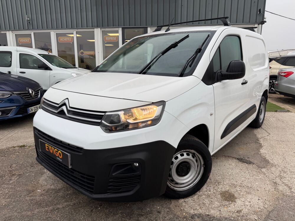 Berlingo III FOURGON M 100Ch - 1&Egrave;RE MAIN - TVA RECUPERABLE - RADAR DE 2022 occasion 27000 &Eacute;vreux