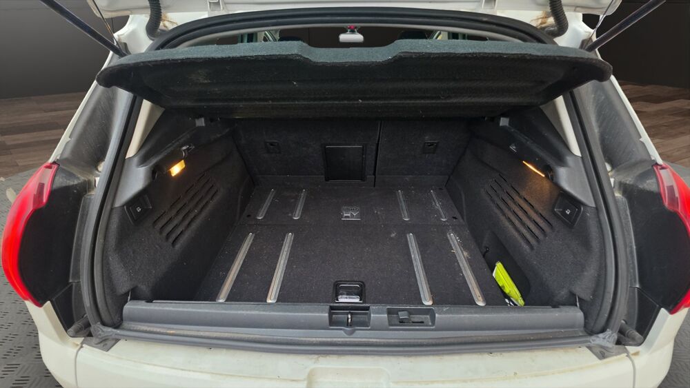 3008 2.0 HYBRID4 E-HDI 200H 165 ch FULL-HYBRID 4X4 ETG BVA S&S- G 2014 occasion 68000 Colmar