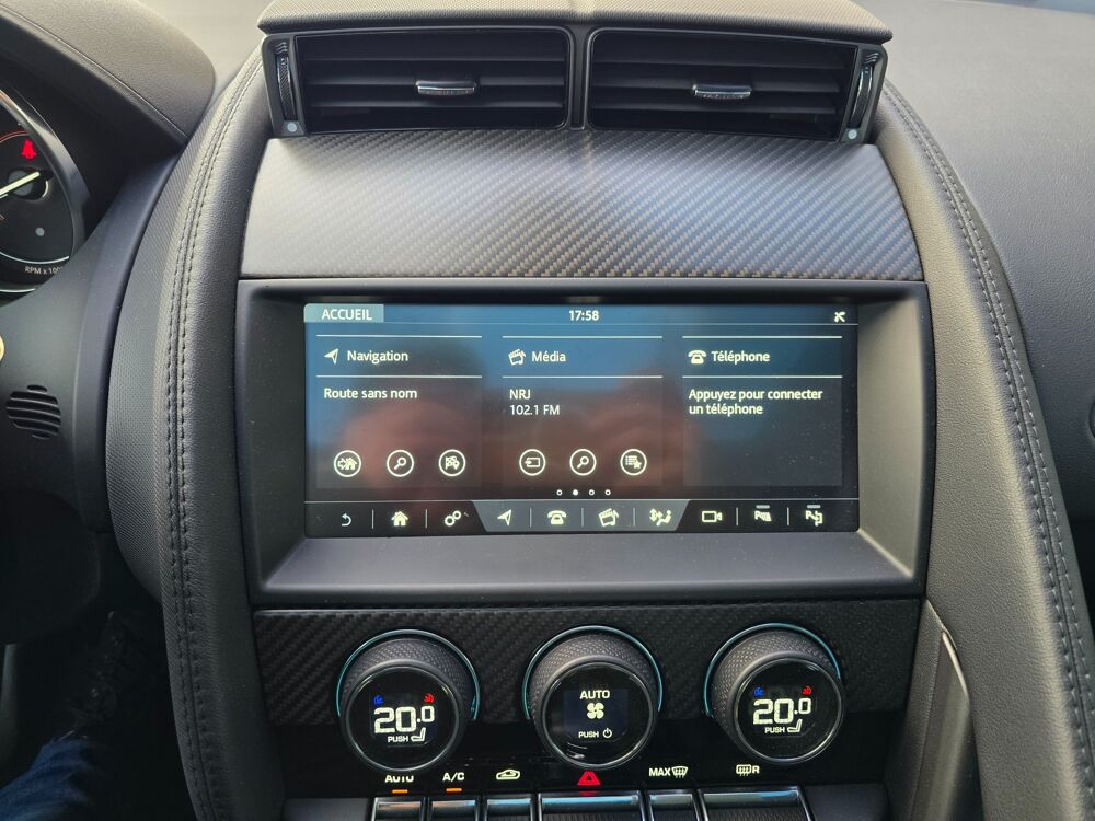 F-Type 3.0 V6 SURALIMENTE 380ch R-DYNAMIC AWD MERIDIAN/TOIT PANORAM 2018 occasion 68170 Rixheim