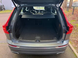 XC60 2.0 D5 MOMENTUM 235CH AWD BVA - TOIT OUVRANT PANO - SON B&W 2017 occasion 76150 Saint-Jean-du-Cardonnay