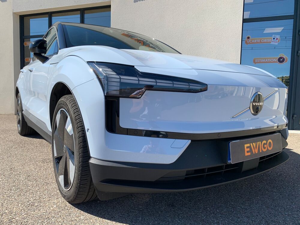 EX 30 TWIN PERF 428ch 1EDT ULTRA 69KWH - SOH 99% 2024 occasion 69420 Ampuis