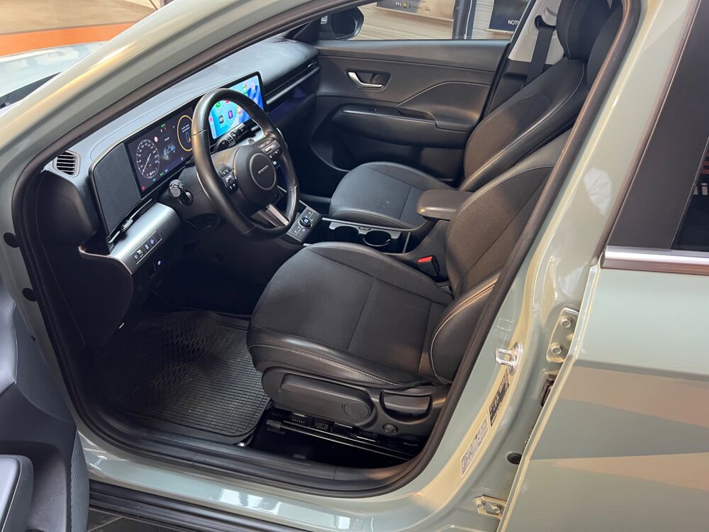 Kona 1.6 GDI 129H 95 HEV HYBRID 1.6KWH CREATIVE DCT BVA // CARPLA 2025 occasion 33320 Eysines