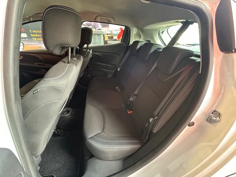 Clio 1.5 DCI 90 CH BUSINESS / DISTRI FAITE 2017 occasion 47000 Agen