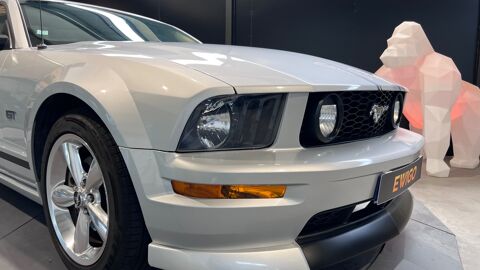 Mustang FASTBACK GT V8 4.6L 305ch SACT 24 soupapes - CARTE GRISE FRA 2007 occasion 33610 Cestas
