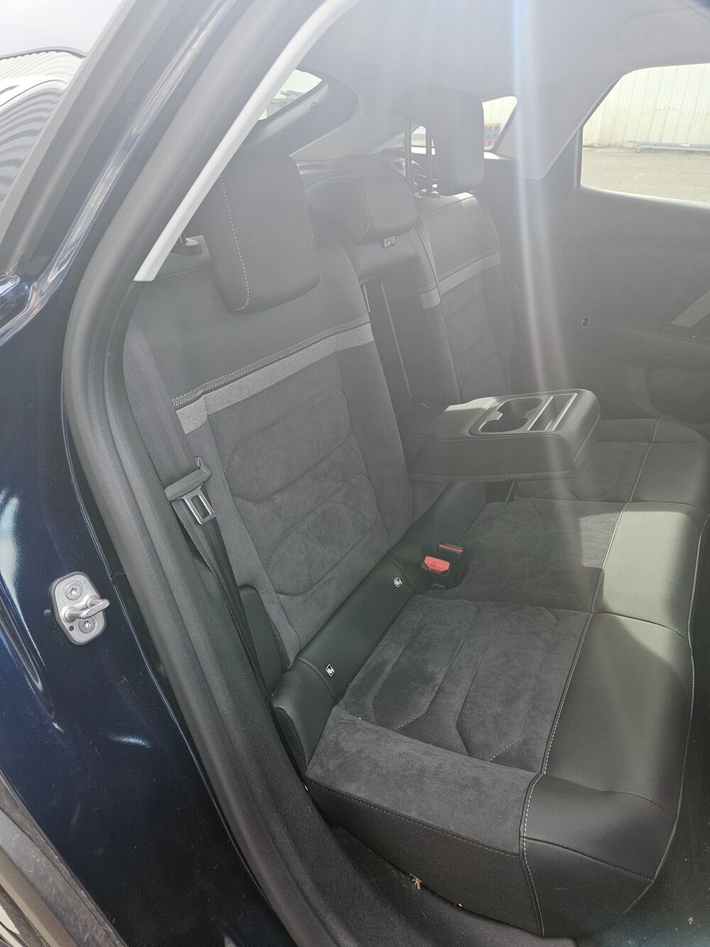 C4 1.2 135 MHEV HYBRID BUSINESS E-DCS6 BVA START-STOP 2024 occasion 38590 Saint-&Eacute;tienne-de-Saint-Geoirs