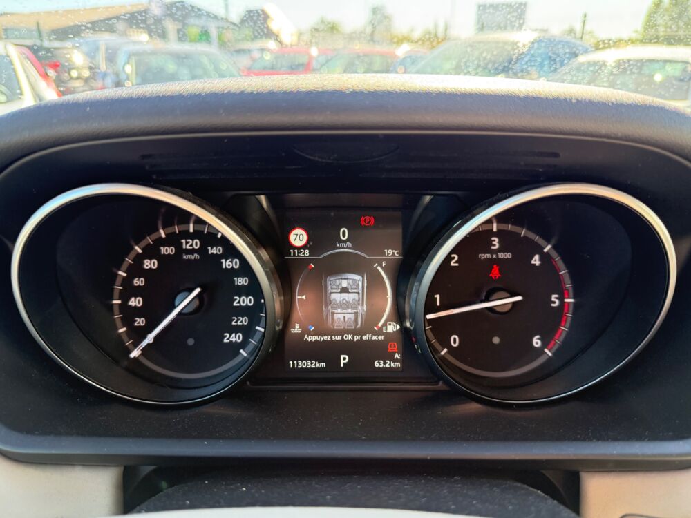 Discovery 2.0 SD4 240Ch HSE 4WD BVA - SI&Egrave;GES CHAUFFANTS - ATTELAGE - C 2018 occasion 27000 &Eacute;vreux