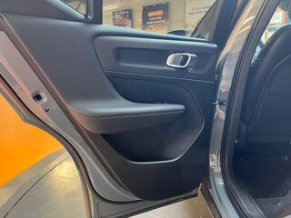 XC40 2.0 D4 190 INSCRIPTION AWD GEARTRONIC BVA // TOIT OUVRANT // 2019 occasion 33320 Eysines
