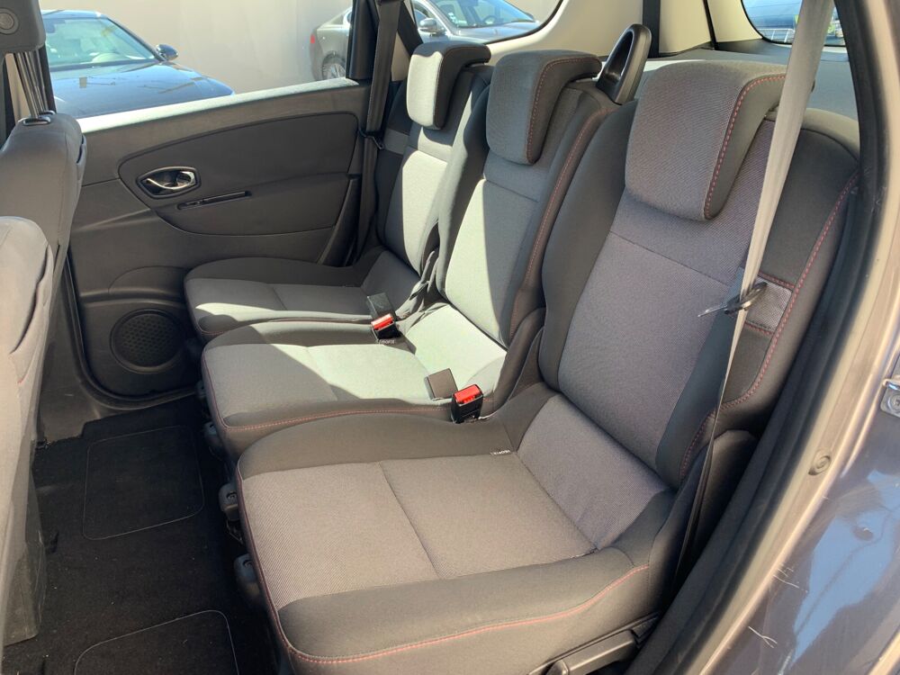 Grand scenic IV 1.6 DCI 130cv ENERGY BUSINESS / 2EME MAIN / ENTRETIEN CONSTR 2014 occasion 69420 Ampuis
