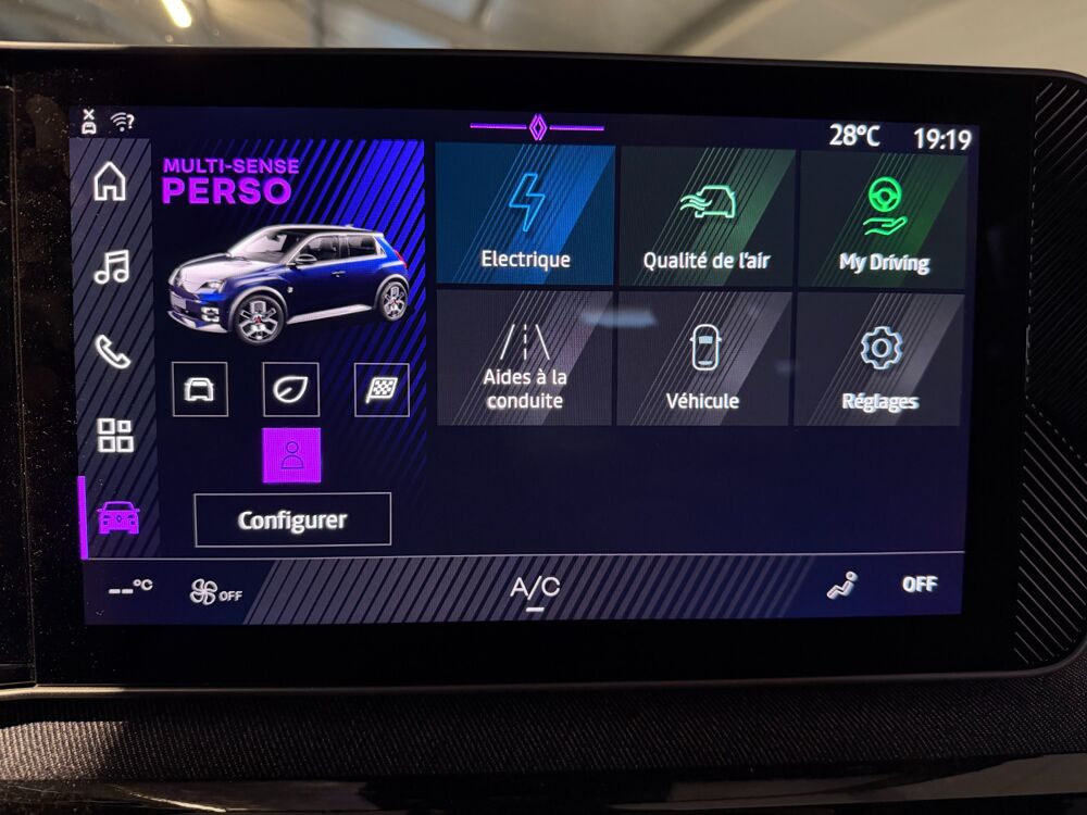 R5 E-TECH 150 ch 52KWH CONFORT TECHNO - 1&Egrave;RE MAIN 2025 occasion 65290 Juillan