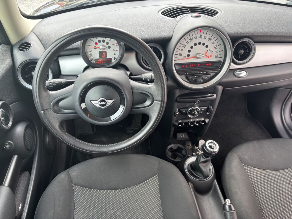 Cooper 1.6 75 CH ONE / 1ERE MAIN / CHAINE DE DISTRIBUTION 2013 occasion 40000 Mont-de-Marsan