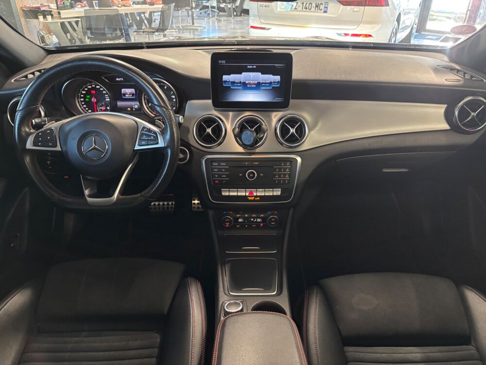 Classe GLA 1.6 200 155 Ch FASCINATION BVA 2018 occasion 79000 Niort