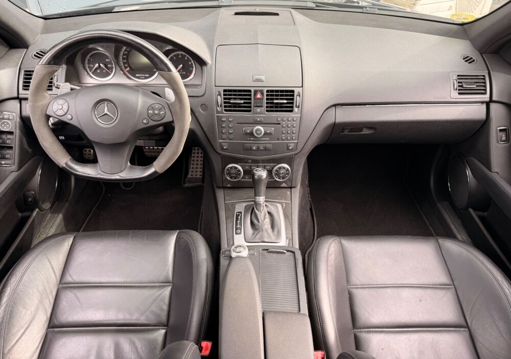 Classe C C63 AMG W204 457ch - Pack Performance - Carbone - Toit ouvra 2009 occasion 44220 Cou&euml;ron