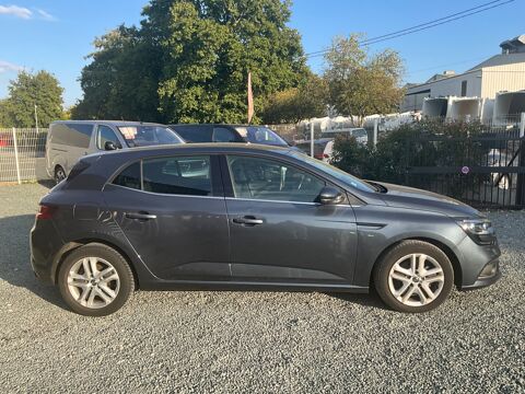 M&eacute;gane 1.5 DCI 110 / Distribution faite / Entretien faite pour la v 2017 occasion 17000 La Rochelle