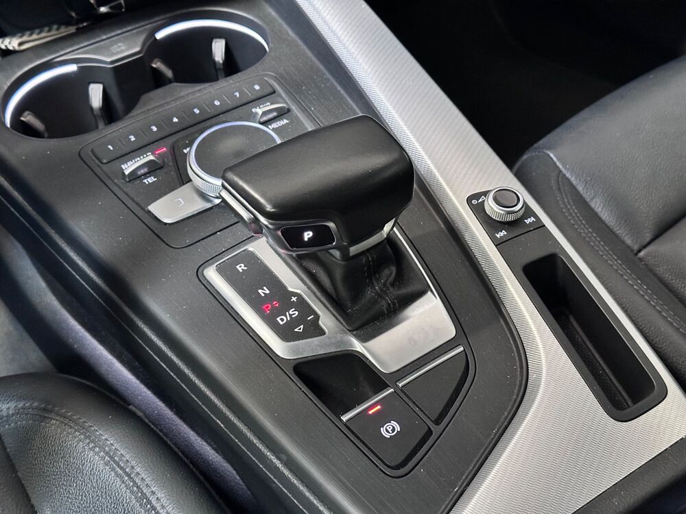 A4 2.0 TDI 190ch DESIGN LUXE QUATTRO S-TRONIC 2018 occasion 37100 Tours