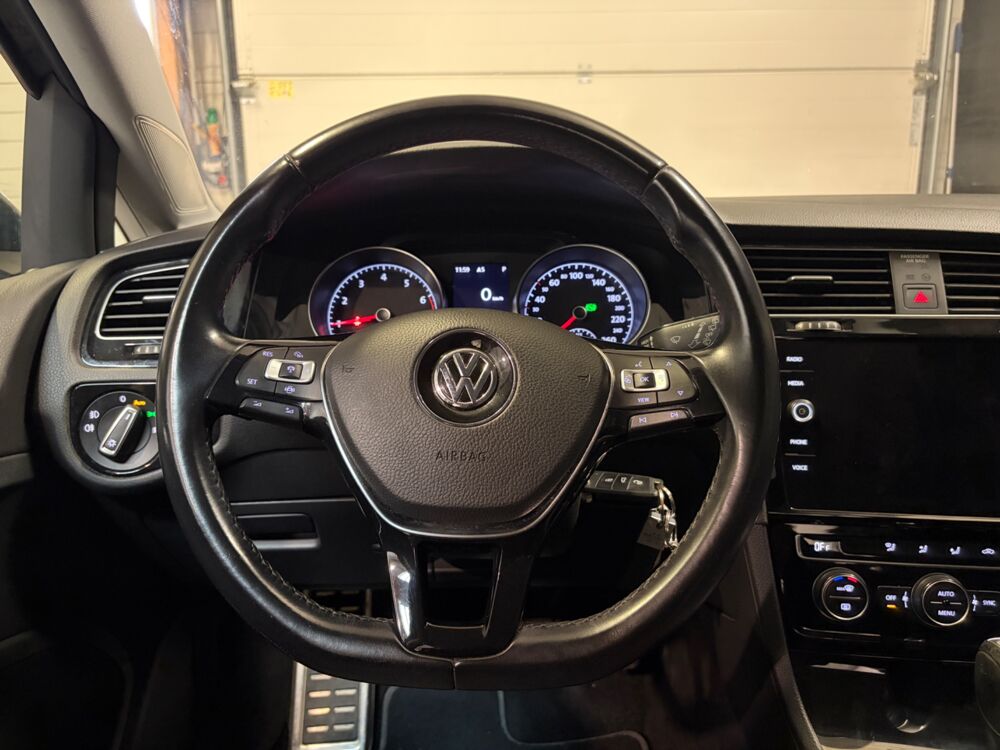 Golf 1.0 TSI 115ch CONNECT DSG BVA/ CARPLAY/ CAMERA DE RECUL 2018 occasion 78125 Gazeran