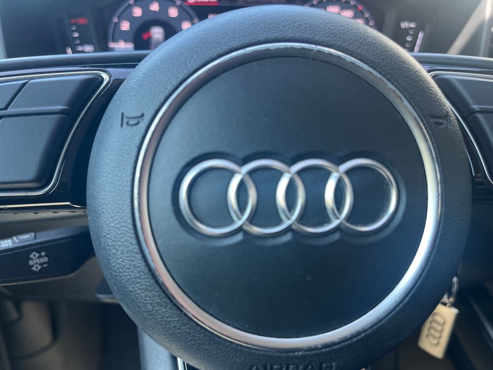 A1 SPORTBACK 1L 25 TFSI 95ch ADVANCED - APPLE CARPLAY + RADARS 2020 occasion 38420 Le Versoud