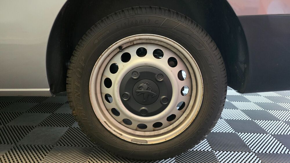 Expert FOURGON 2.0 BLUEHDI 150 LONG ASPHALT START-STOP + 18741,66 H 2020 occasion 21850 Saint-Apollinaire