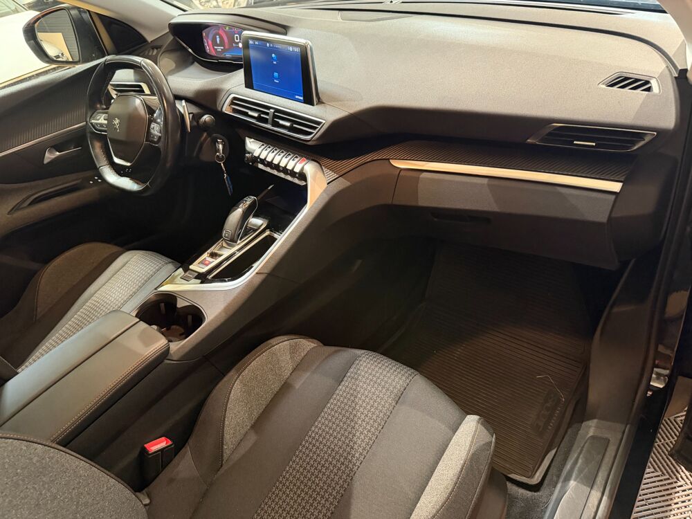 3008 GENERATION-II 1.2 PURETECH 130ch ACTIVE 2019 occasion 81990 Puygouzon