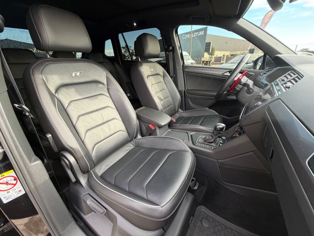 Tiguan BLACK R-LINE 150Ch DSG ORIGINE FR - SUIVI VOLKSWAGEN -TOIT O 2019 occasion 27000 &Eacute;vreux