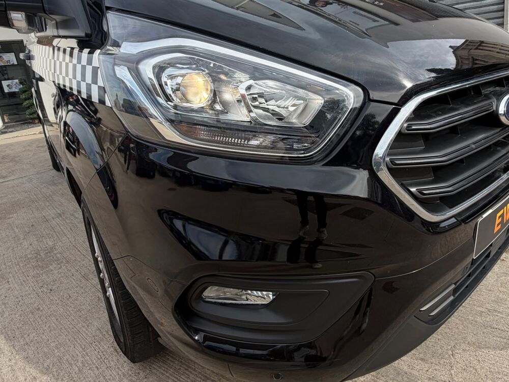 Transit Custom (2) FOURGON 300 2.0 TDCI 170 LIMITED L2H1 + SI&Egrave;GeS CHAUFFANT 2020 occasion 54000 Nancy