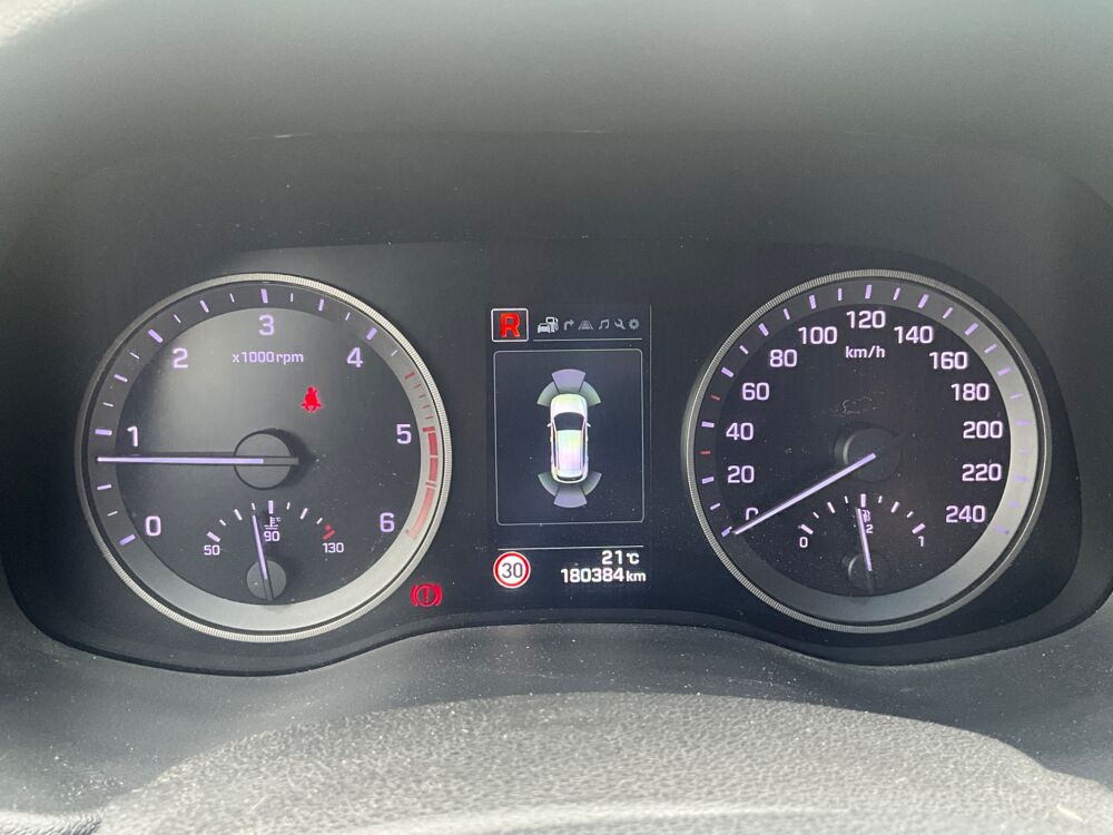 Tucson 1.7 CRDI 115cv CREATIVE 2WD ATTELAGE / CAMERA DE RECUL 2016 occasion 17000 La Rochelle