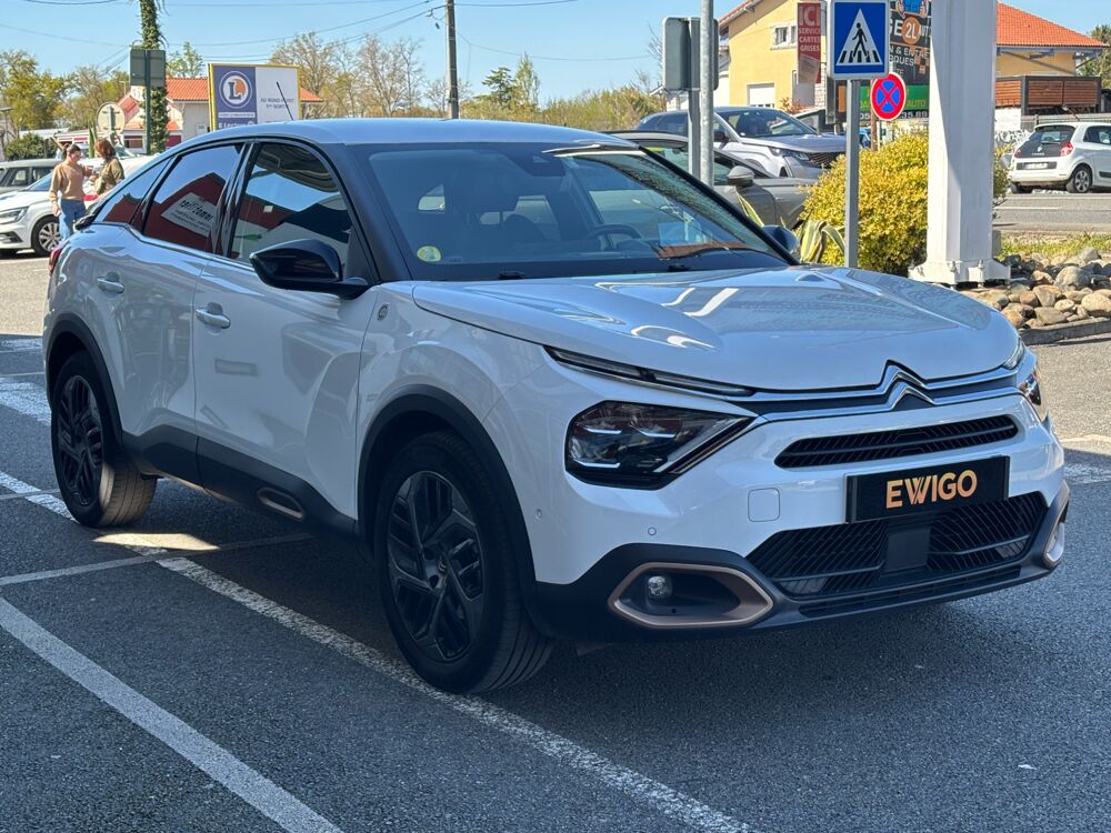 C4 1.5 BLUEHDI 130 CH C-SERIES EAT8 + OPTIONS 2022 occasion 64320 Idron