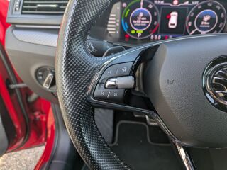 Superb Combi IV SPORTLINE 1.4 TSI 218CH DSG HYBRID Virtual Cockpit 2020 occasion 69420 Ampuis